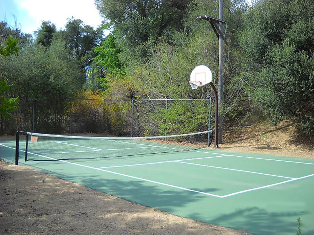 Oakzanita Springs Camping Resort Cabin 1 Descanso Exterior photo